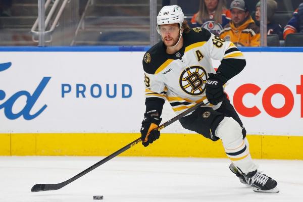 Swept on the road, Bruins back home to meet Islanders