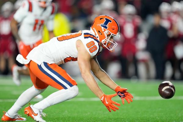 Slumping Illinois looks to get back on track vs. Northwestern