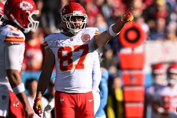 Chiefs TE Travis Kelce tops Pro Bowl fan voting