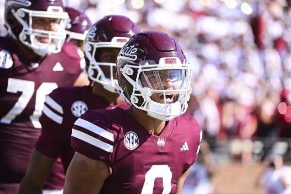 UMass vows to ‘keep fighting,’ visits struggling Mississippi State