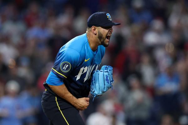 Braves claim RHP Jose Ruiz from Phillies