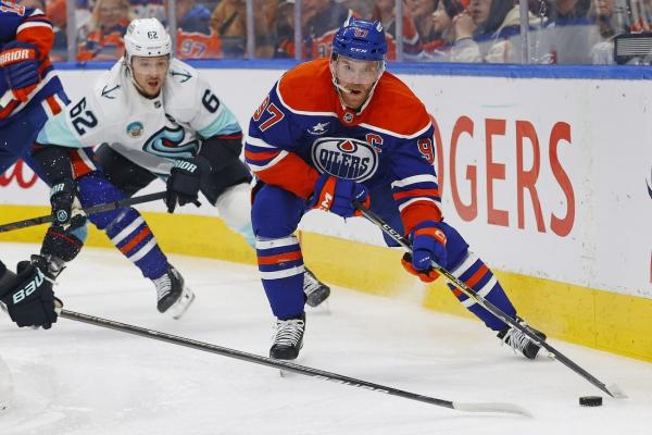 NHL roundup: Connor McDavid returns, scores in Oilers’ win