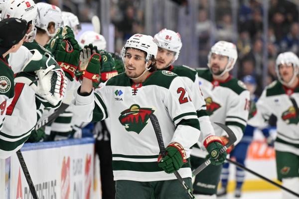 First-period goals guide Wild to win over Leafs