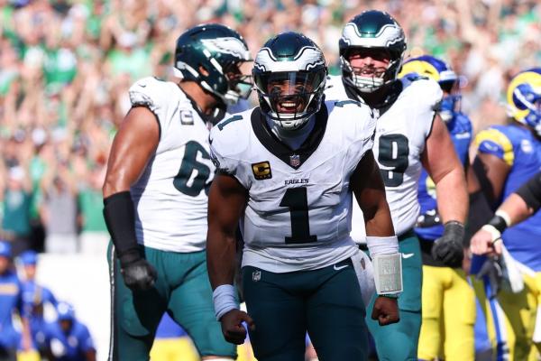 NFL roundup: Eagles return blocked FG for TD in wild finish to win over Rams