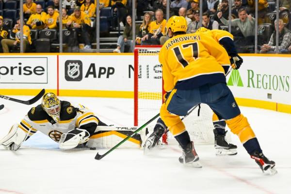 Juuse Saros, Predators silence Bruins to end skid