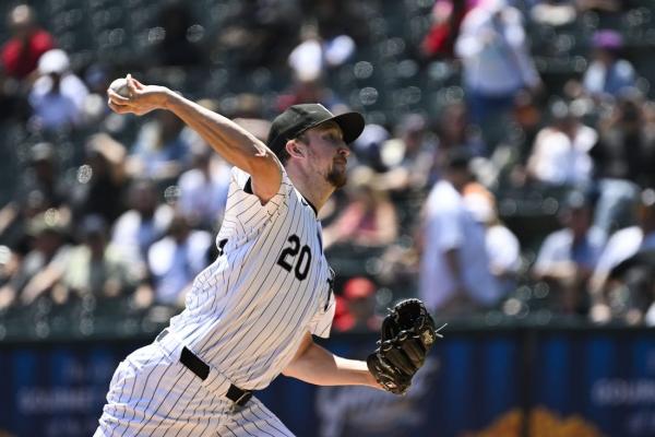 Cardinals activate pitching arrivals Shawn Armstring, Erick Fedde thumbnail