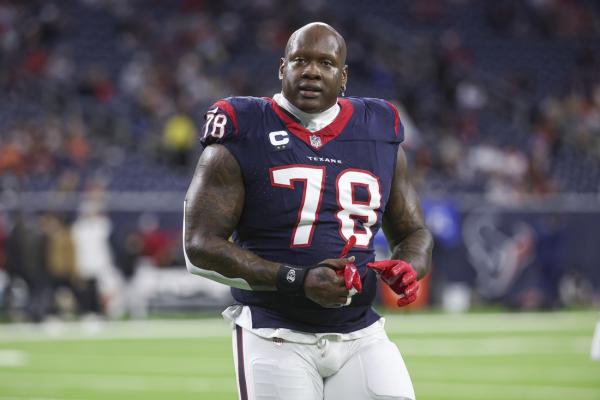 Reports: Commanders trade picks for Texans LT Laremy Tunsil