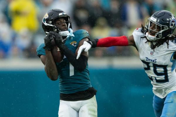 Swept by Jags, Titans alone in AFC South basement