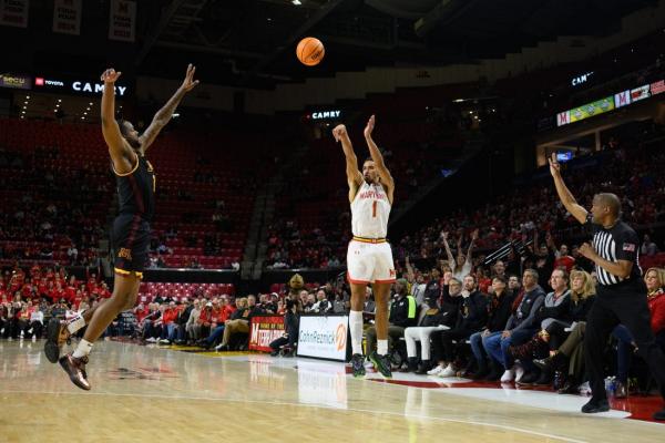 Maryland holds off struggling Minnesota