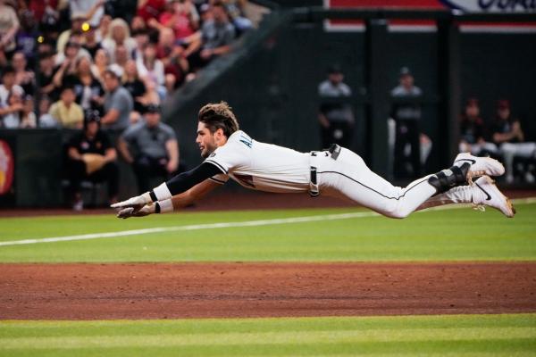 Alejandro Osuna’s 2-run single in 10th lifts Rangers past Diamondbacks