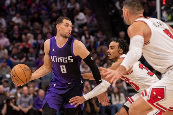 Coby White led Bulls’ rally from 19 down to beat Kings