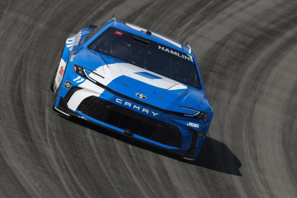 Denny Hamlin picks up Cup Series-high fourth win of year at Dover