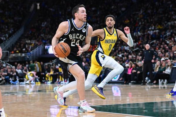 Reports: Bucks’ Pat Connaughton picks up $9.4M player option