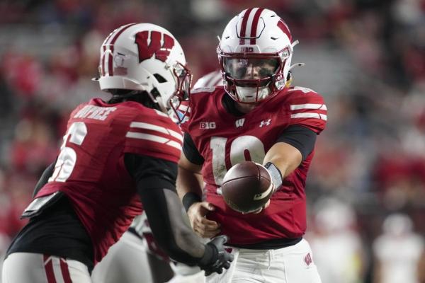 Wisconsin likely to turn to QB Danny OâNeil vs. Middle Tennessee