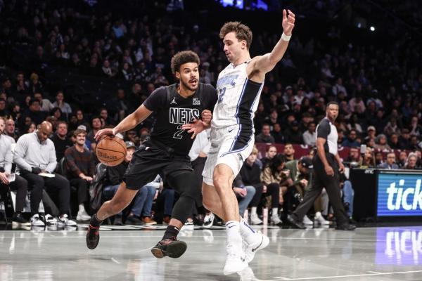 Franz Wagner helps Magic blast Nets