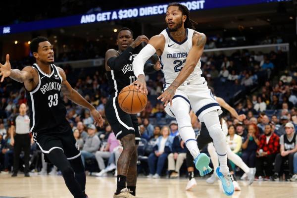 Reports: Grizzlies waiving G Derrick Rose thumbnail