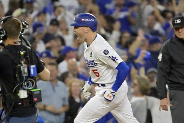 Dodgers' walk-off slam scores Fox massive Game 1 ratings thumbnail