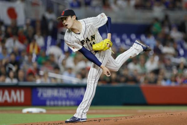 MLB teams making pitches to Japanese star Roki Sasaki