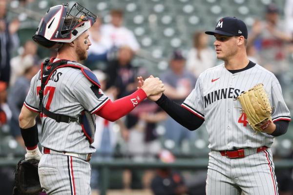 MLB roundup: Twins run win streak to 10 after DH sweep of O’s