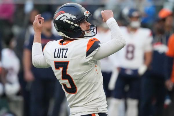 Broncos sign K Wil Lutz to 3-year contract extension