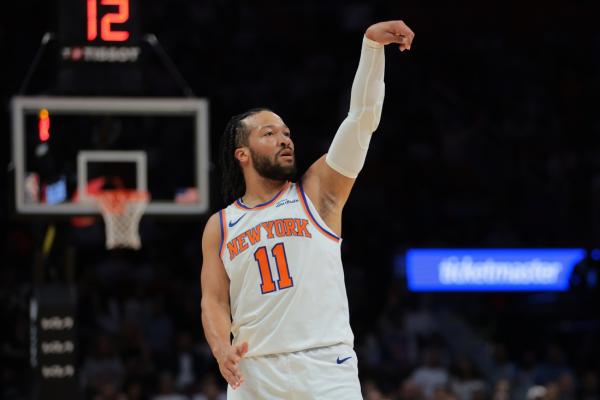 Knicks tip off West Coast road trip with Lakers matchup