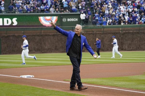 Legendary Cubs 2B Ryne Sandberg dies at 65