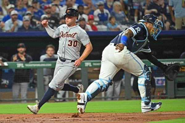 Tigers rally past Royals to end 4-game skid