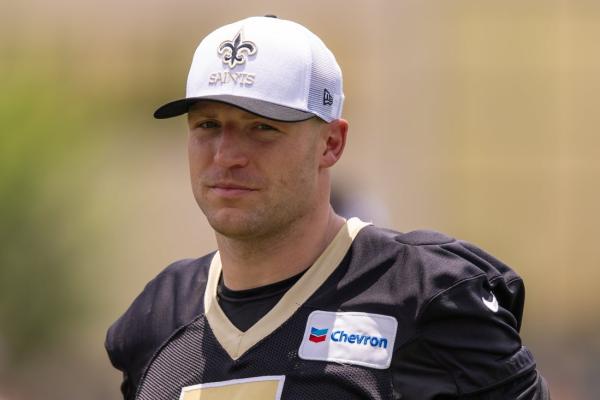 Saints’ Taysom Hill, Foster Moreau active vs. Giants