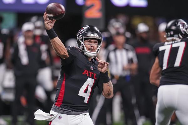 Report: Chargers to acquire QB Taylor Heinicke from Falcons