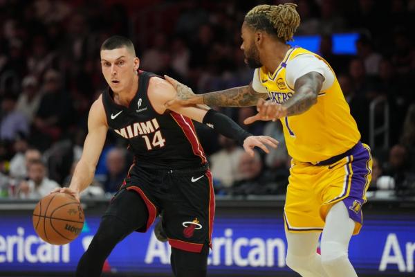 Tyler Herro, Heat use 3rd-quarter surge to rout Lakers