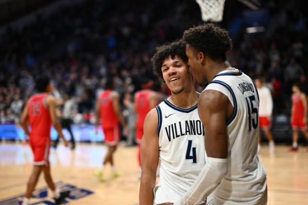 Villanova stuns No. 9 St. John’s on late 3-pointer