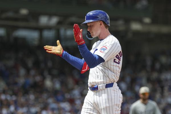 Cubs cruise past White Sox, 7-3