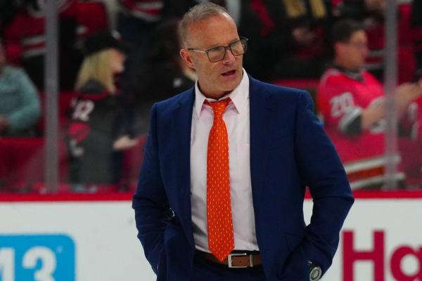 Ex-Ducks coach Greg Cronin to lead AHL’s Iowa Wild