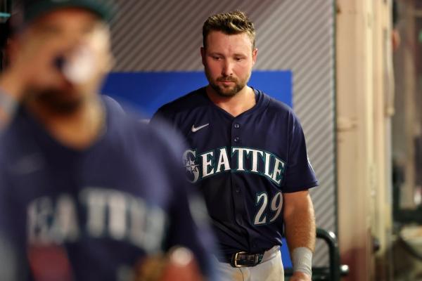 Cal Raleigh hits 50th HR, joins Mickey Mantle in exclusive club