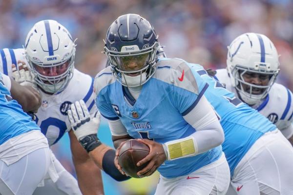 Titans QB Cam Ward upgraded to full participant at practice