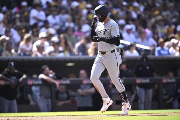 White Sox fall to Padres to equal record of 120 losses thumbnail