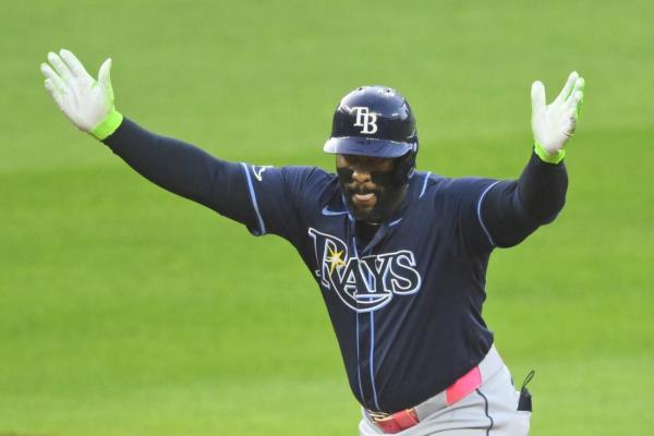 Rays pick up 2026 option on former batting champion Yandy Diaz