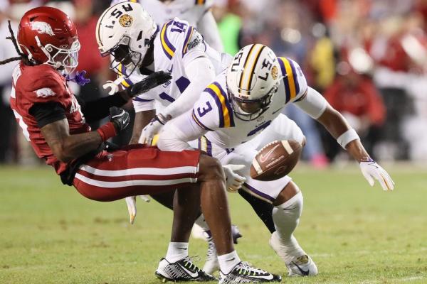 No. 8 LSU rides balanced offense in rout of Arkansas