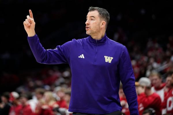 Seven double figure scorers pace Washington over Denver