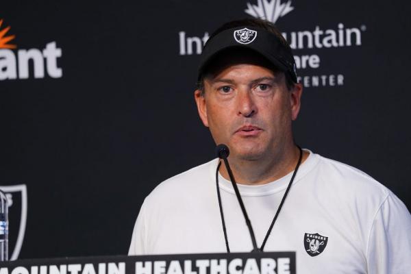 Report: Raiders to keep special team chief Tom McMahon