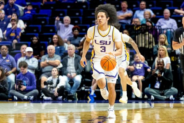 LSU runs away from Charleston Southern in second half, wins 77-68