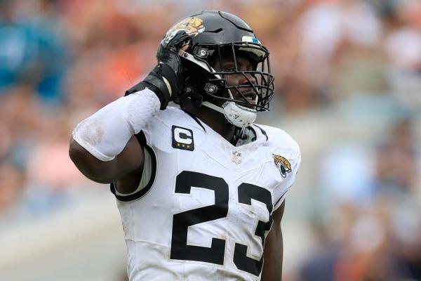 Report: Jags LB Foyesade Oluokun (foot) out several weeks