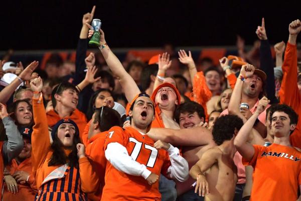 Guarding against letdown, Illinois tackles Central Michigan