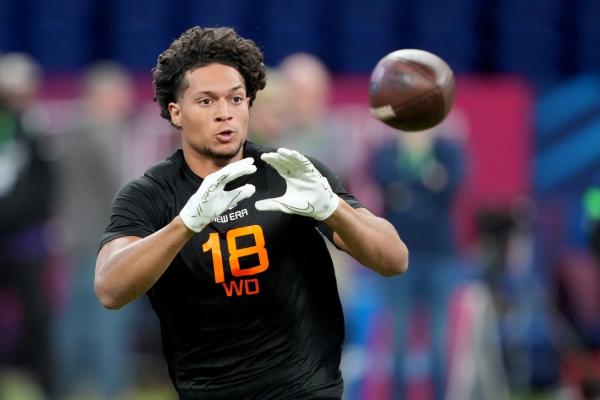 Texans 2nd-rounder Jayden Higgins makes history with guaranteed deal