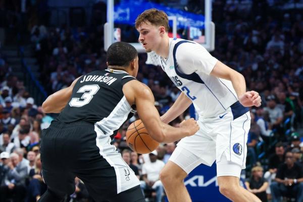 Victor Wembanyama (40 points), Spurs rout Mavs in Cooper Flagg’s debut