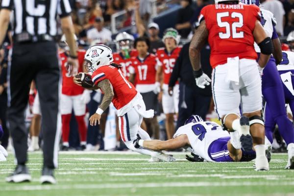 Noah Fifita’s 5 TD passes send Arizona to rout of Weber State