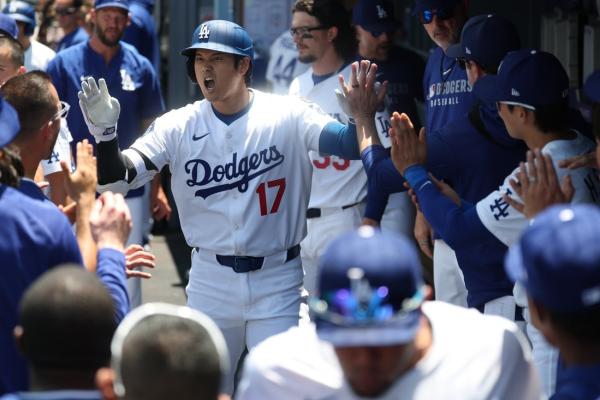 Dodgers’ Freddie Freeman walks it off vs. Twins; Ohtani wallops another