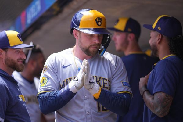 Brewers 1B Rhys Hoskins (thumb) to miss 6 weeks