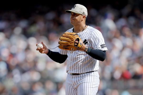 Yankees place reliever Fernando Cruz (shoulder) on IL