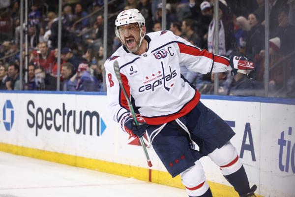 Alex Ovechkin continues chase as Caps host Wings